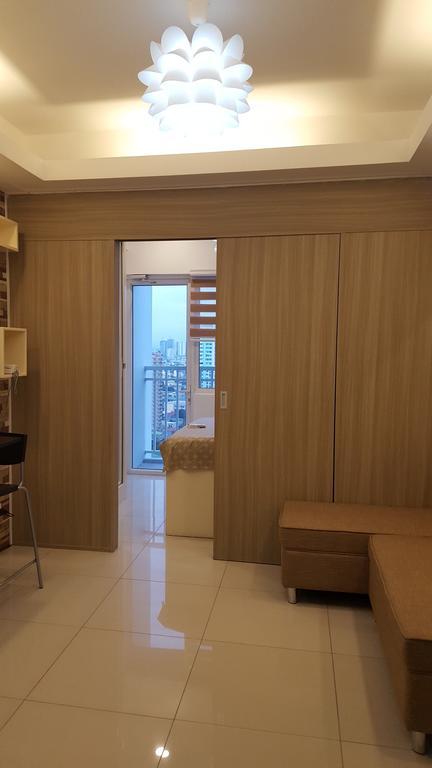 Breeze Residences by CS Luxe Manila Exterior foto